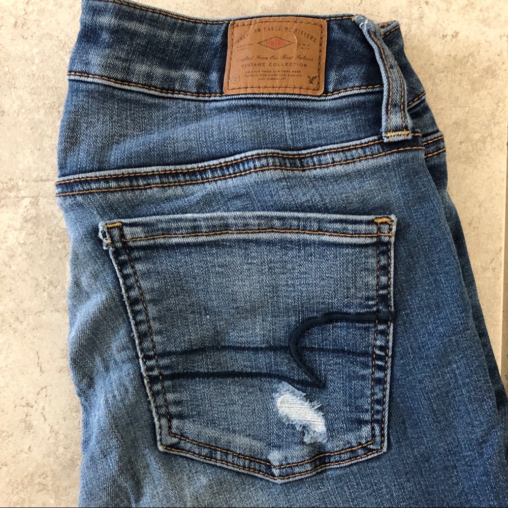 American Eagle Ripped Jeans - Picture 2 of 7